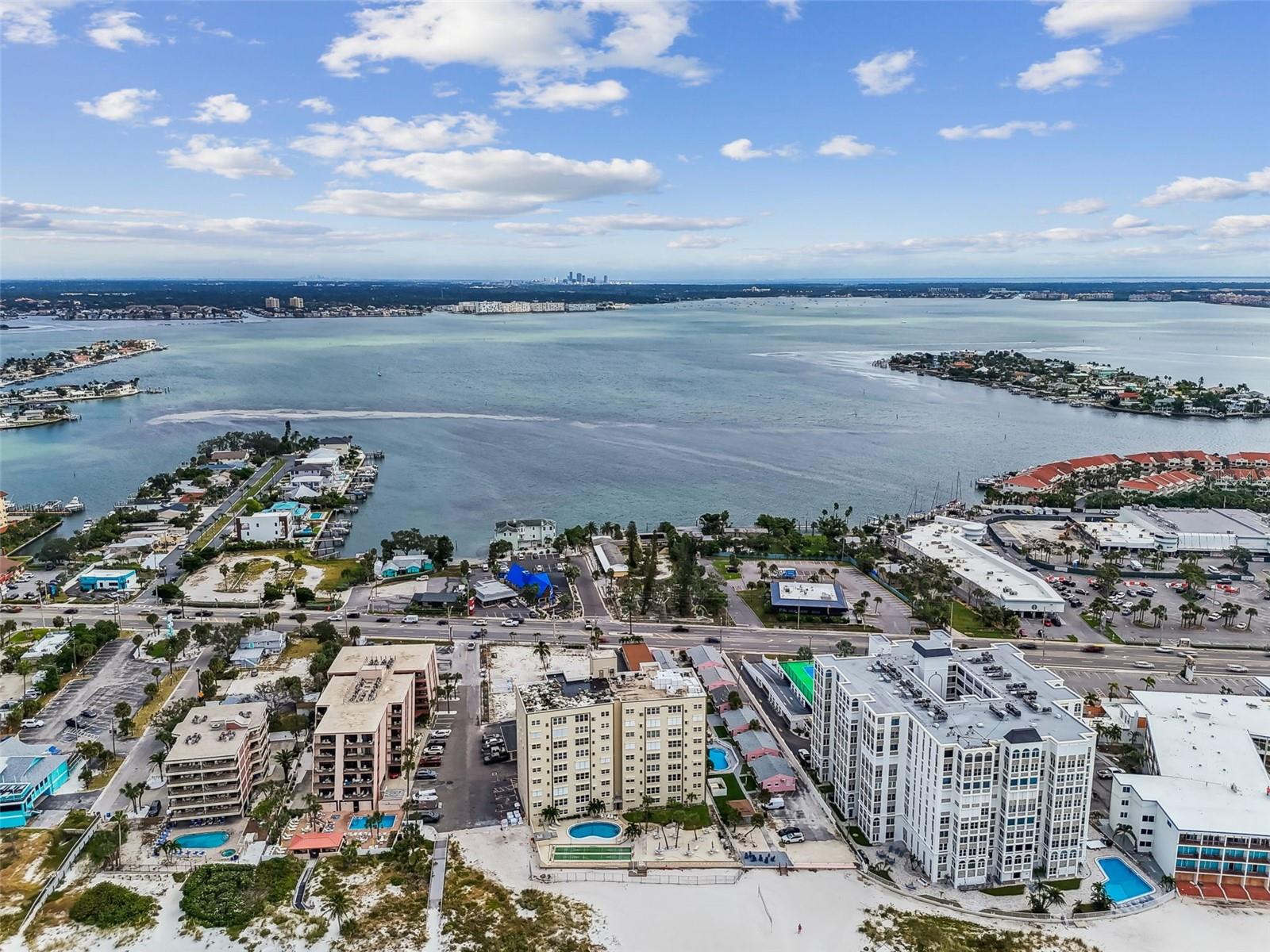 Image 72 of 76 For 5000 Gulf Boulevard 303