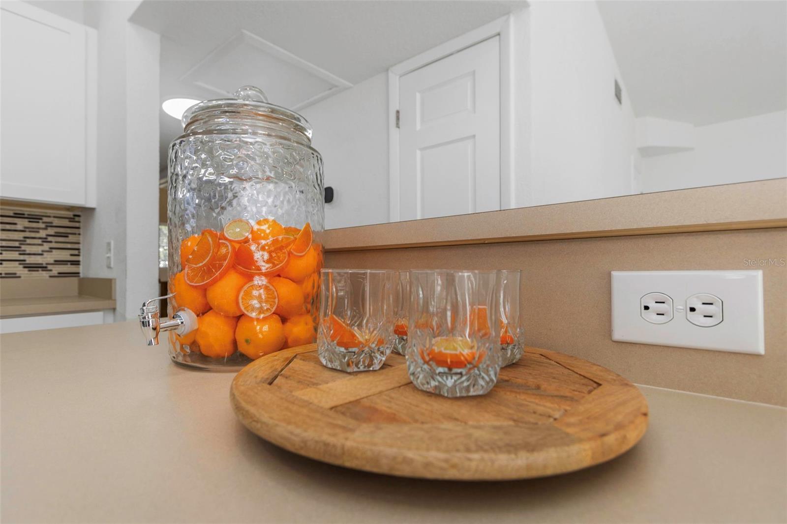 Image 15 of 44 For 676 Orangewood Drive