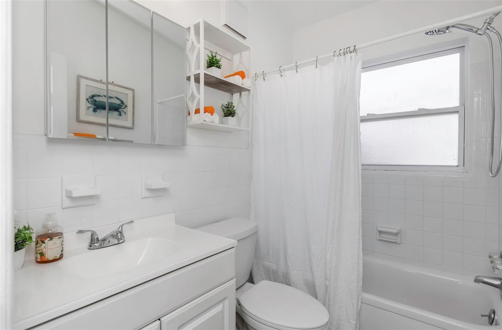 Image 30 of 44 For 676 Orangewood Drive