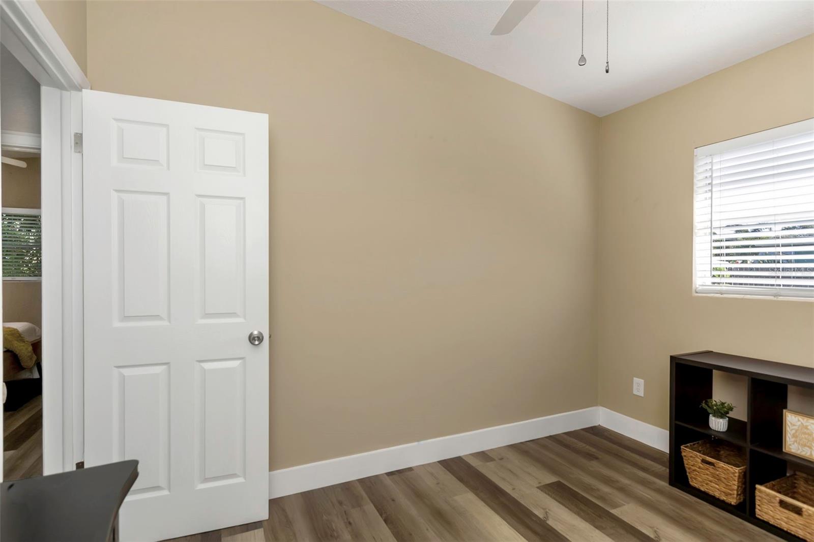 Image 34 of 44 For 676 Orangewood Drive