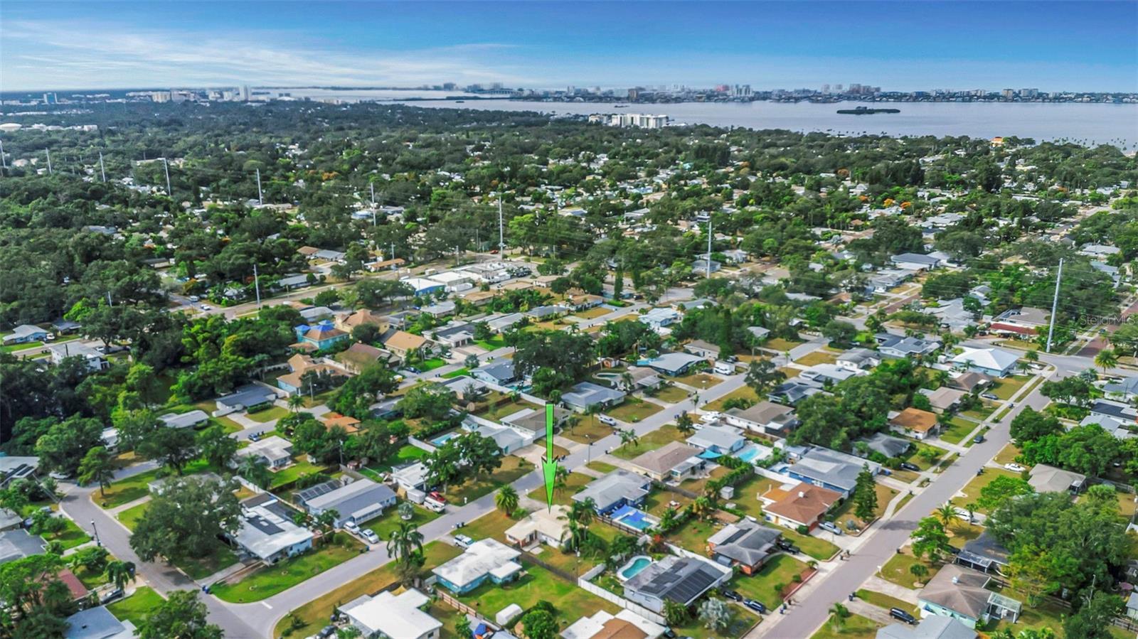 Image 4 of 44 For 676 Orangewood Drive