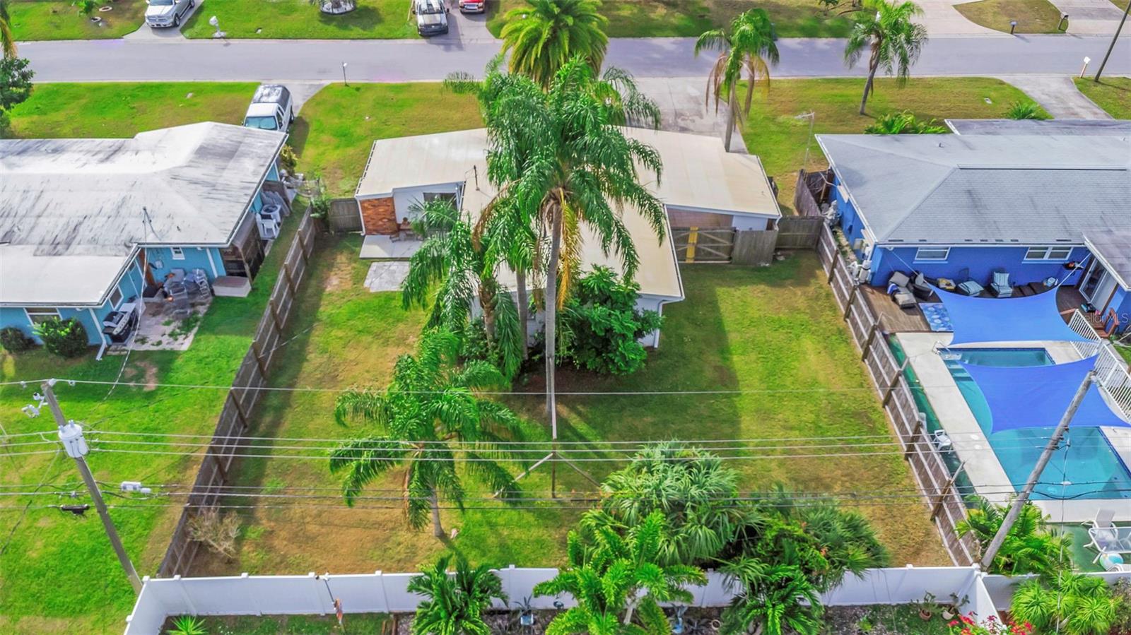 Image 41 of 44 For 676 Orangewood Drive