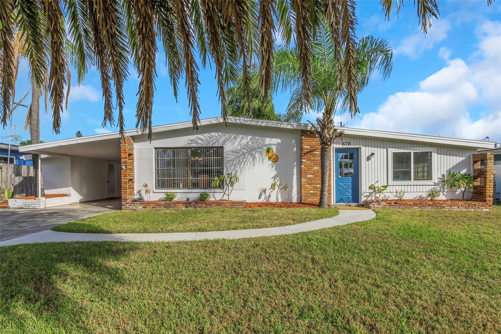 Image 6 of 44 For 676 Orangewood Drive