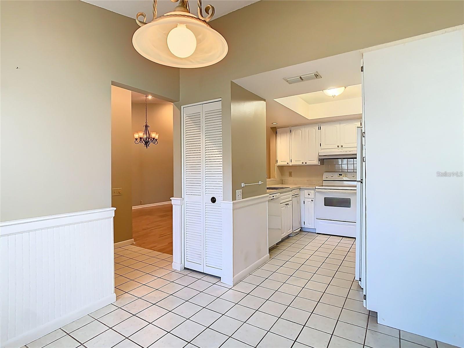 Image 12 of 34 For 4215 Edgewood Drive