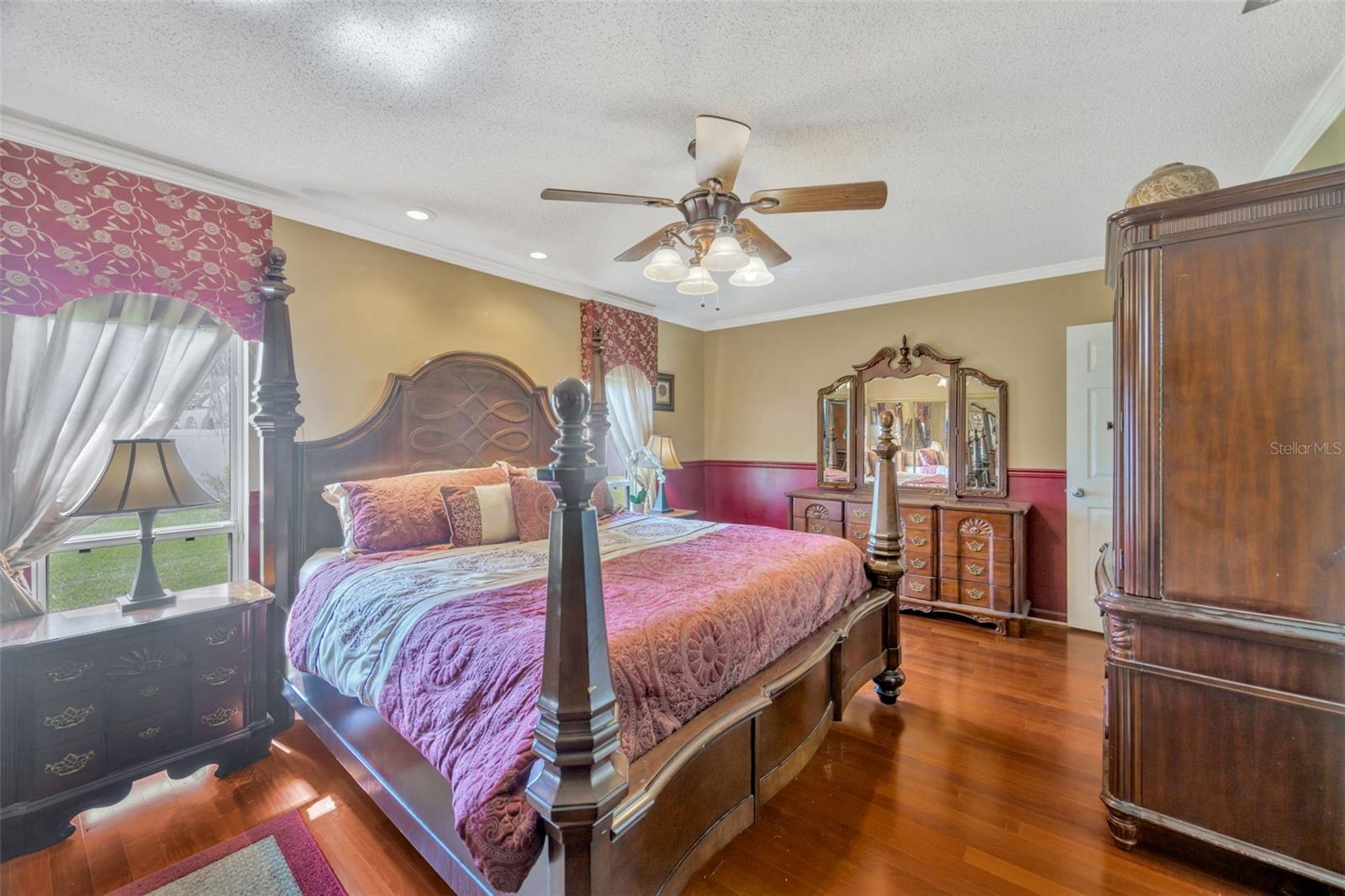 Image 17 of 31 For 1205 Brandon Lakes Avenue