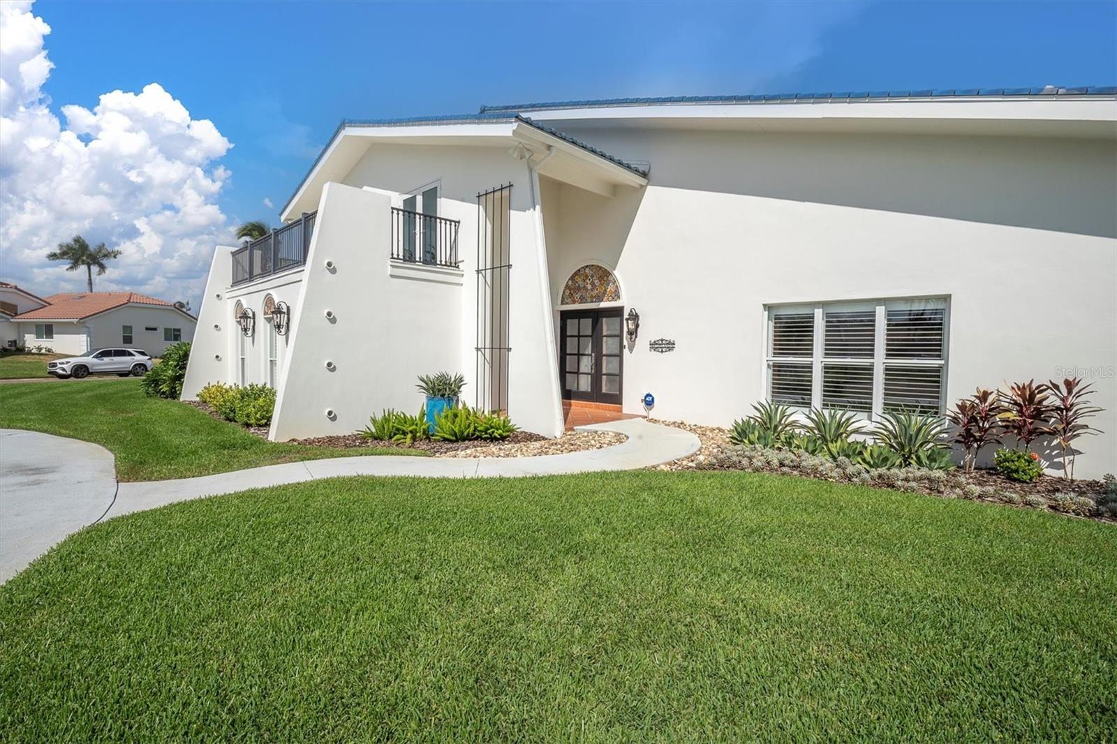 Image 14 of 40 For 5900 Leeland Street S