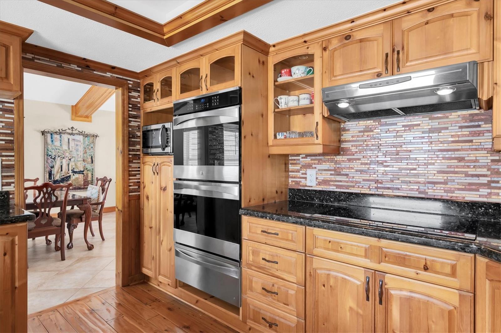 Image 16 of 40 For 5900 Leeland Street S