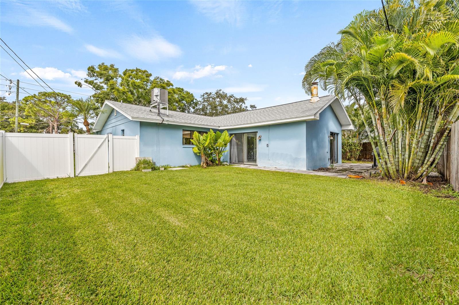 Image 22 of 24 For 5601 Denver Street Ne