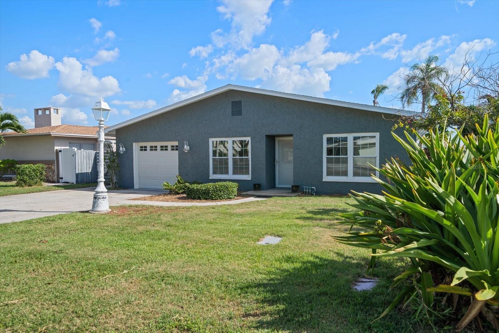 Image 7 of 46 For 219 176th Avenue E
