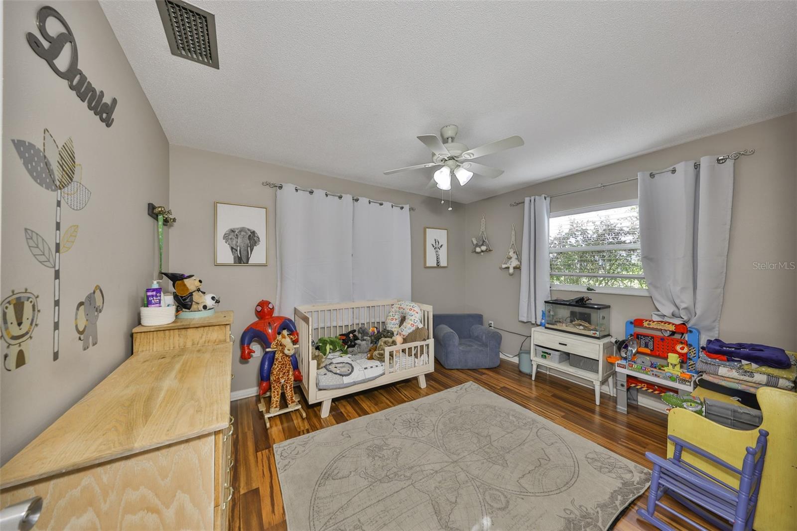 Image 10 of 43 For 6106 Lawncrest Place