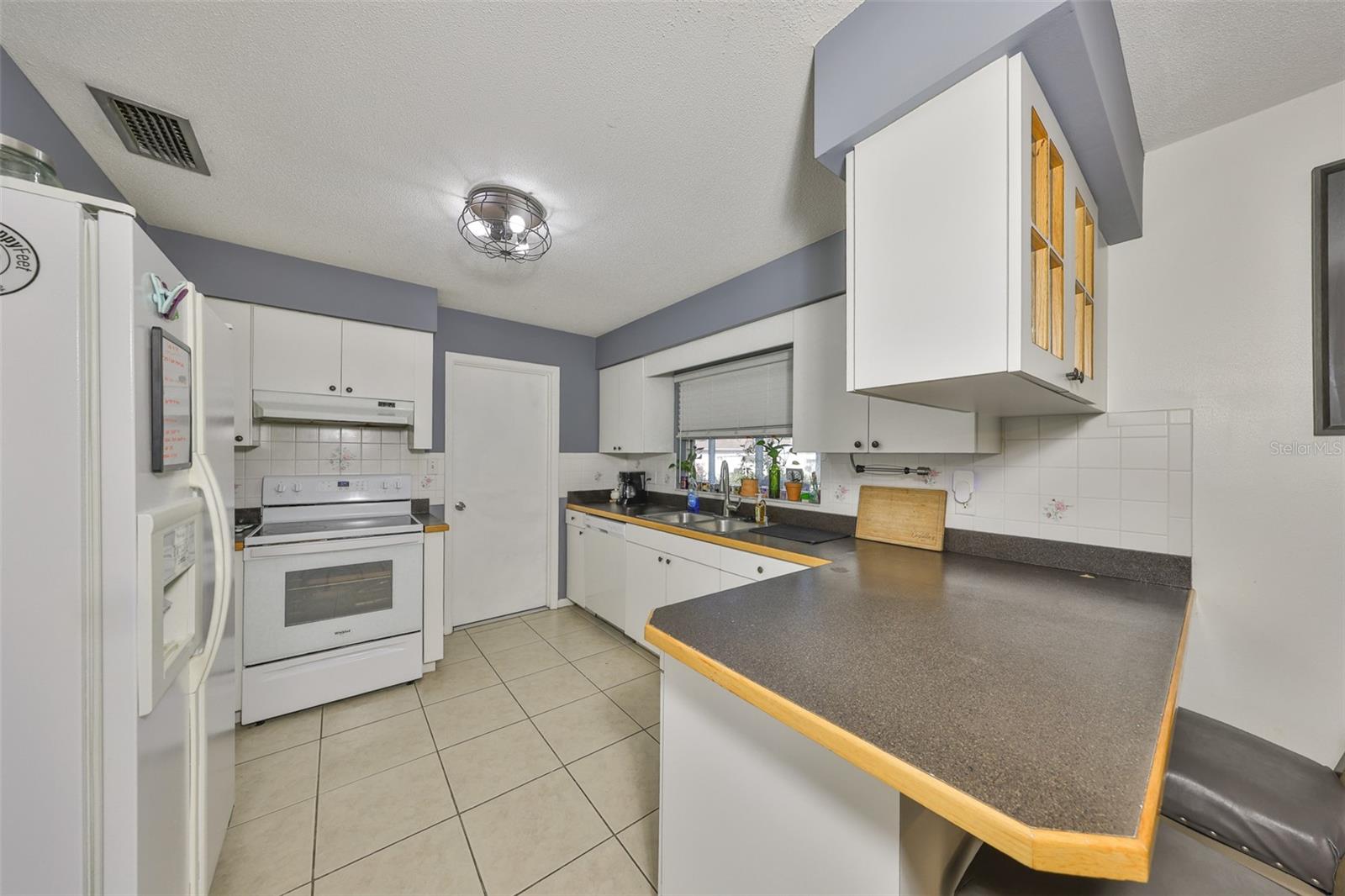 Image 24 of 43 For 6106 Lawncrest Place