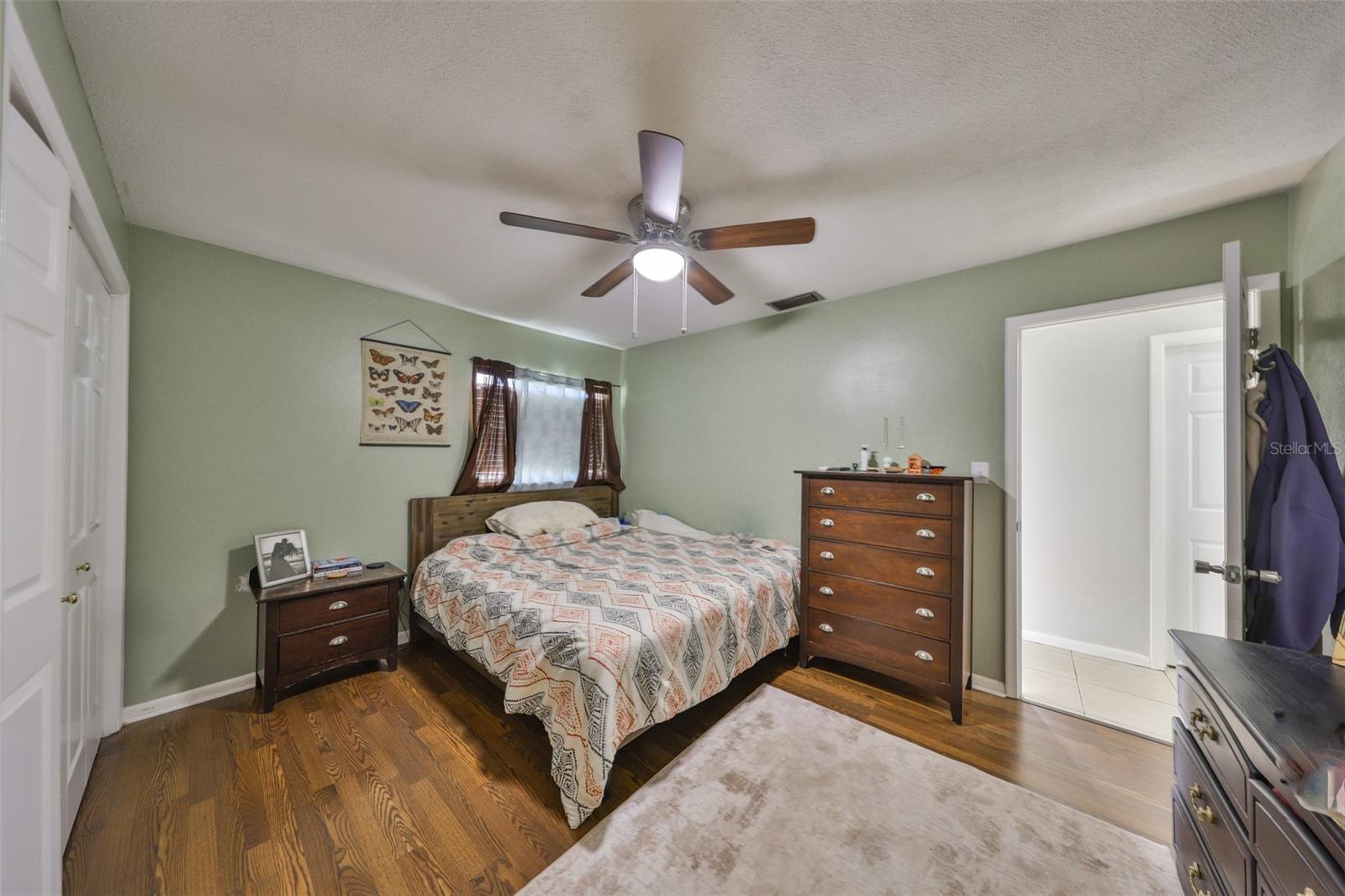 Image 34 of 43 For 6106 Lawncrest Place
