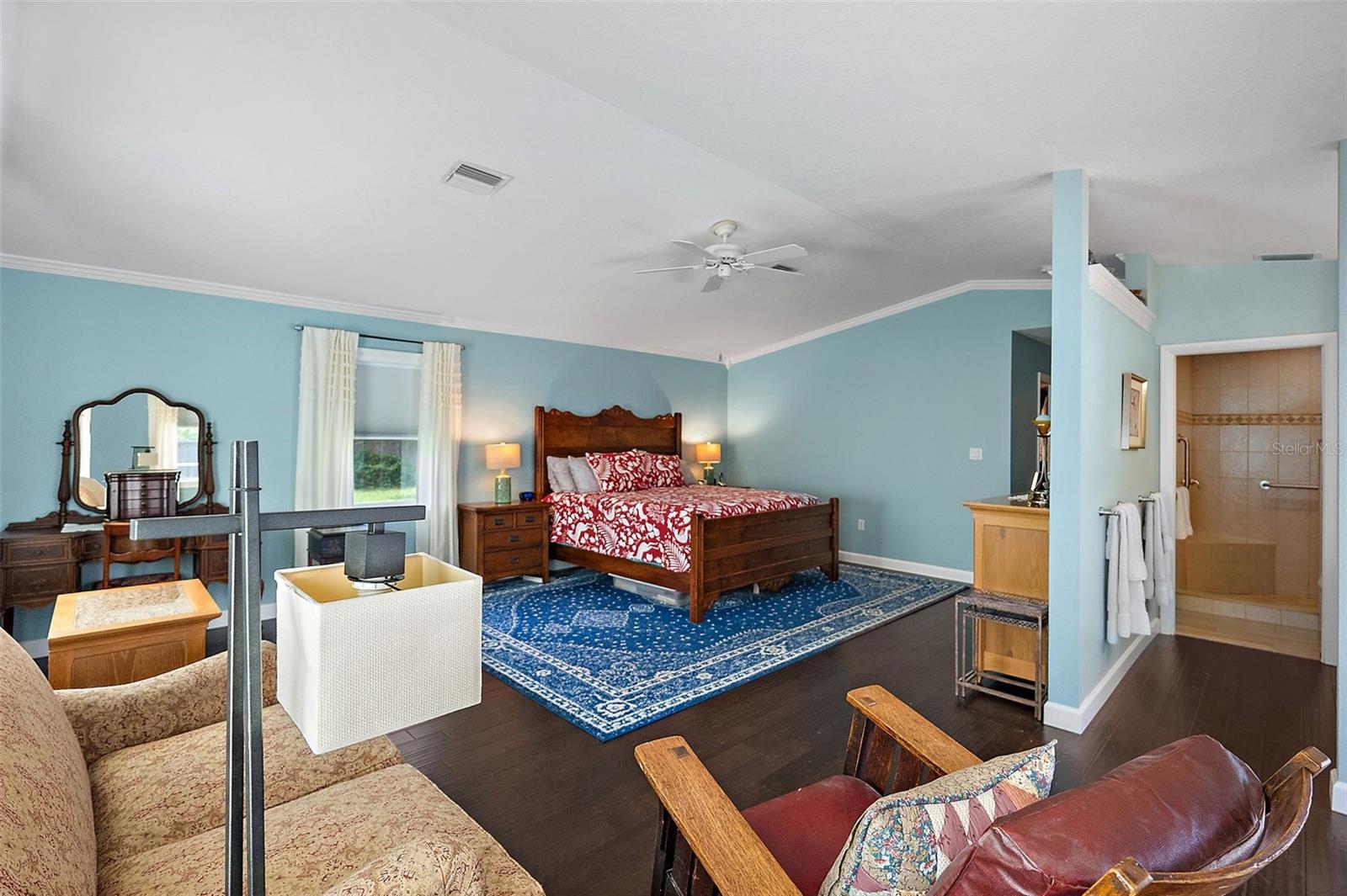 Image 11 of 36 For 13402 Cordova Drive