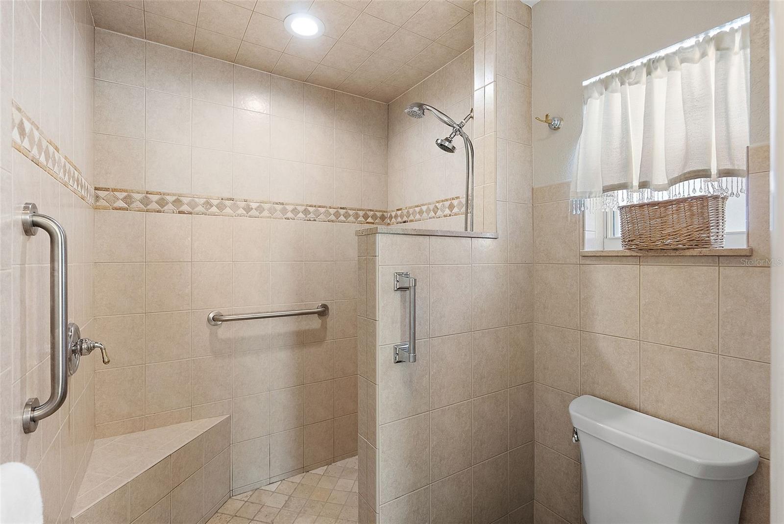 Image 14 of 36 For 13402 Cordova Drive