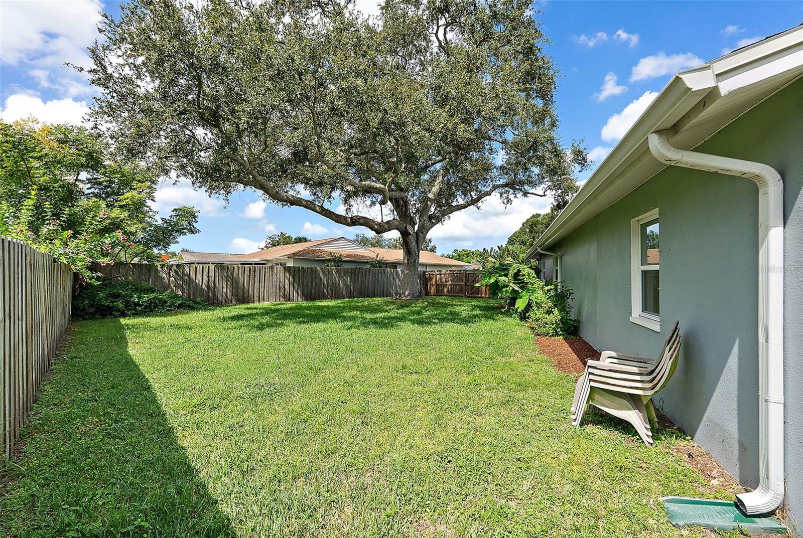 Image 29 of 36 For 13402 Cordova Drive