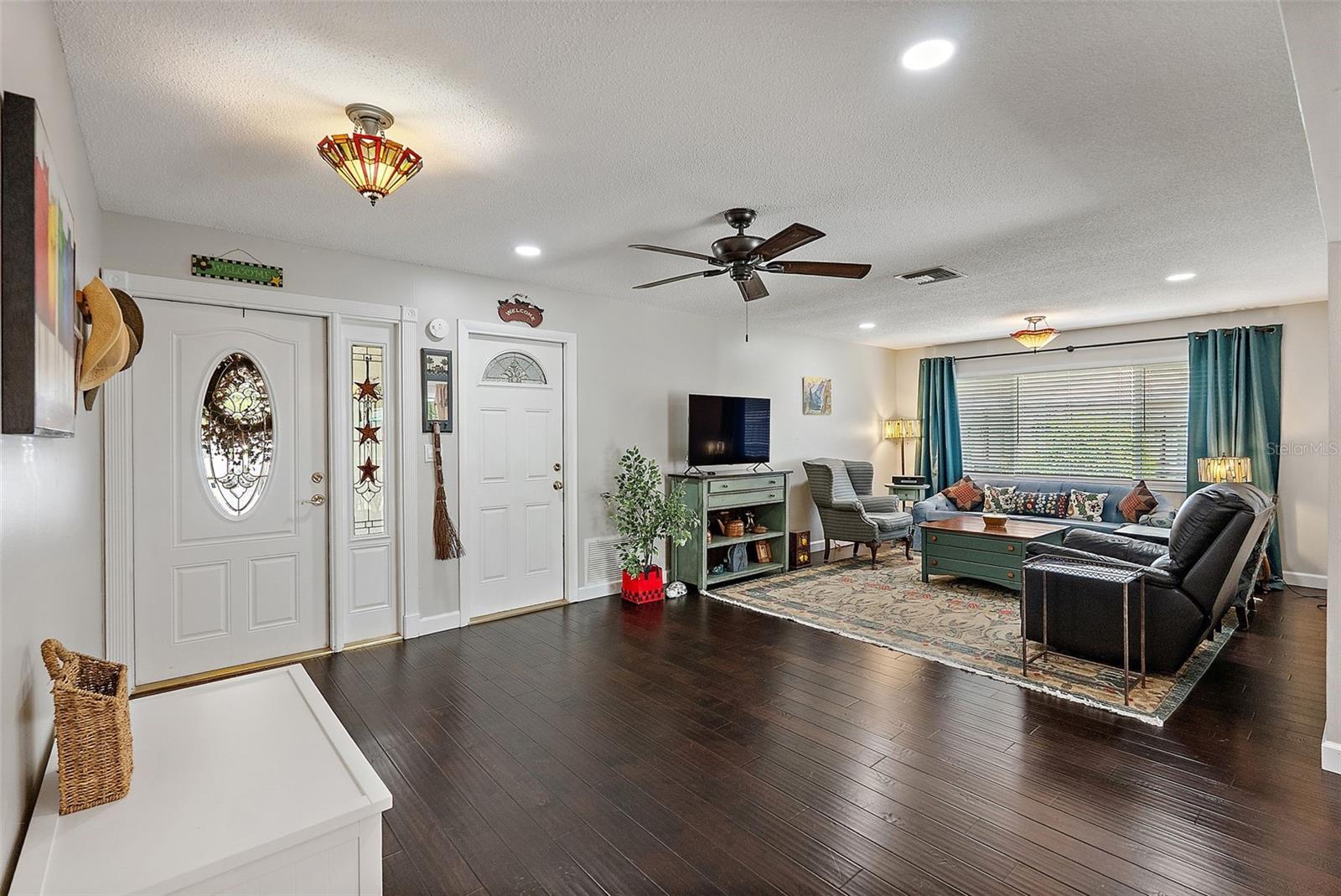 Image 4 of 36 For 13402 Cordova Drive