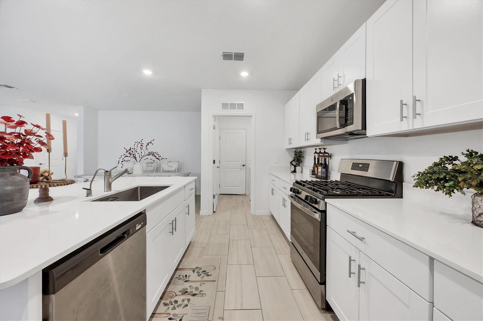 Image 10 of 49 For 22304 Pleasant Morning Drive