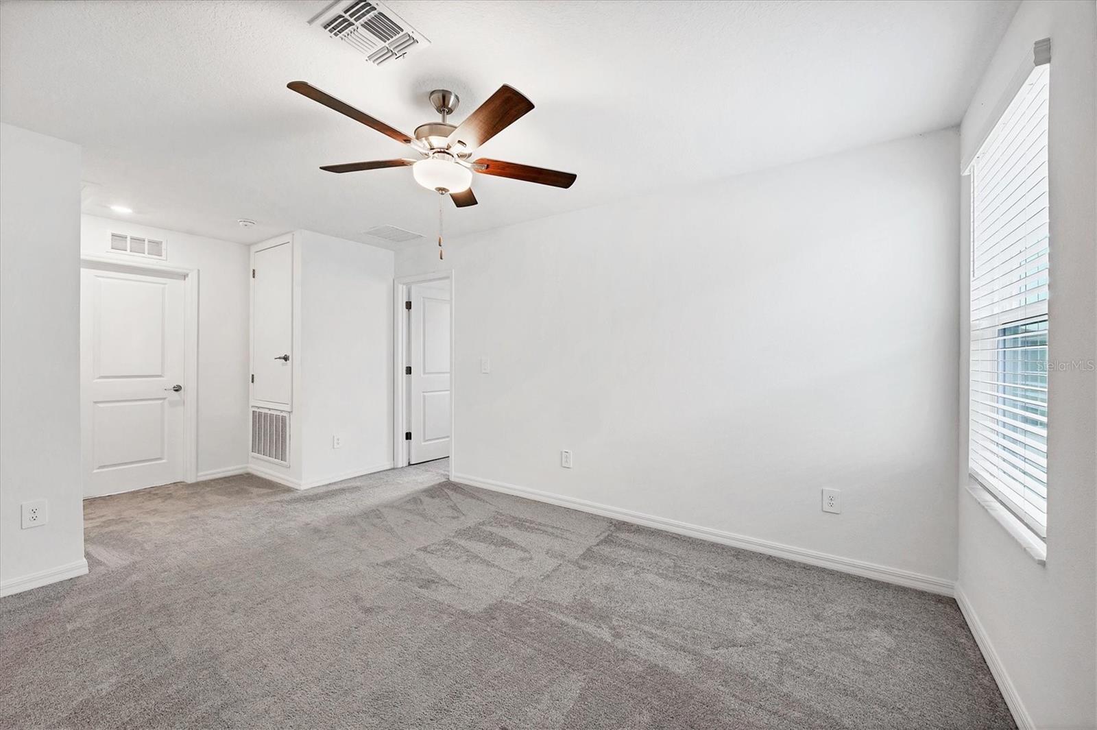 Image 16 of 49 For 22304 Pleasant Morning Drive