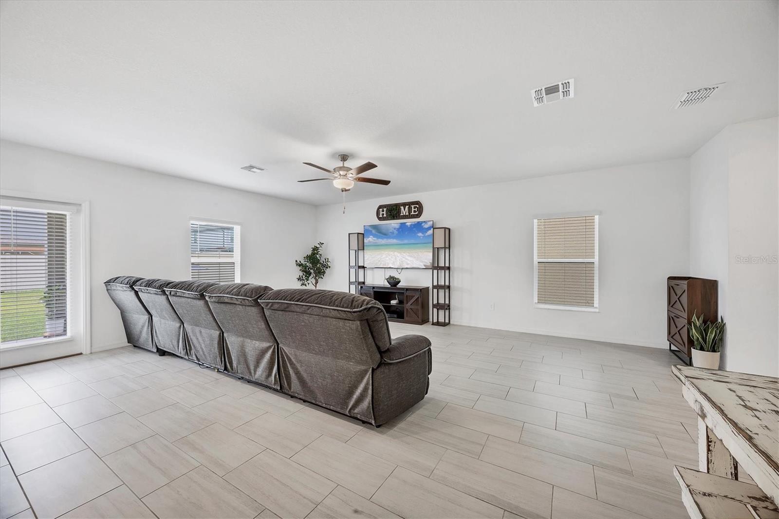 Image 5 of 49 For 22304 Pleasant Morning Drive