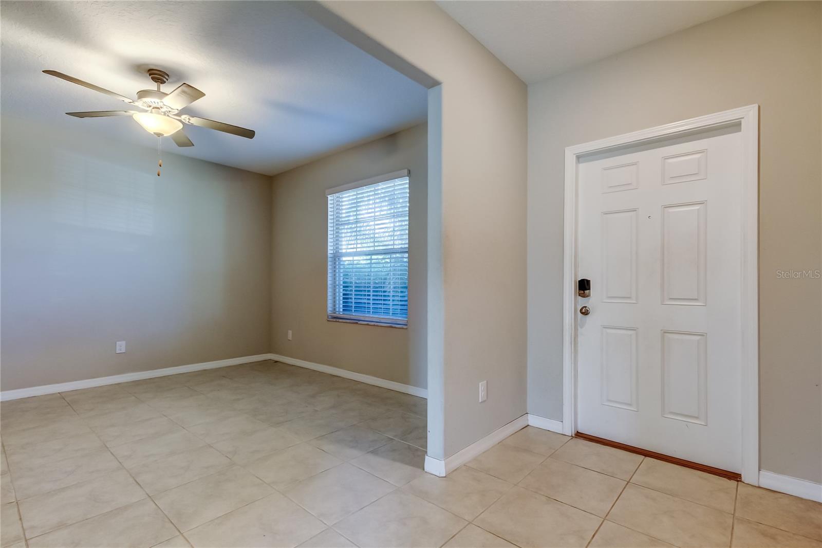 Image 10 of 48 For 6362 Spider Lily Way