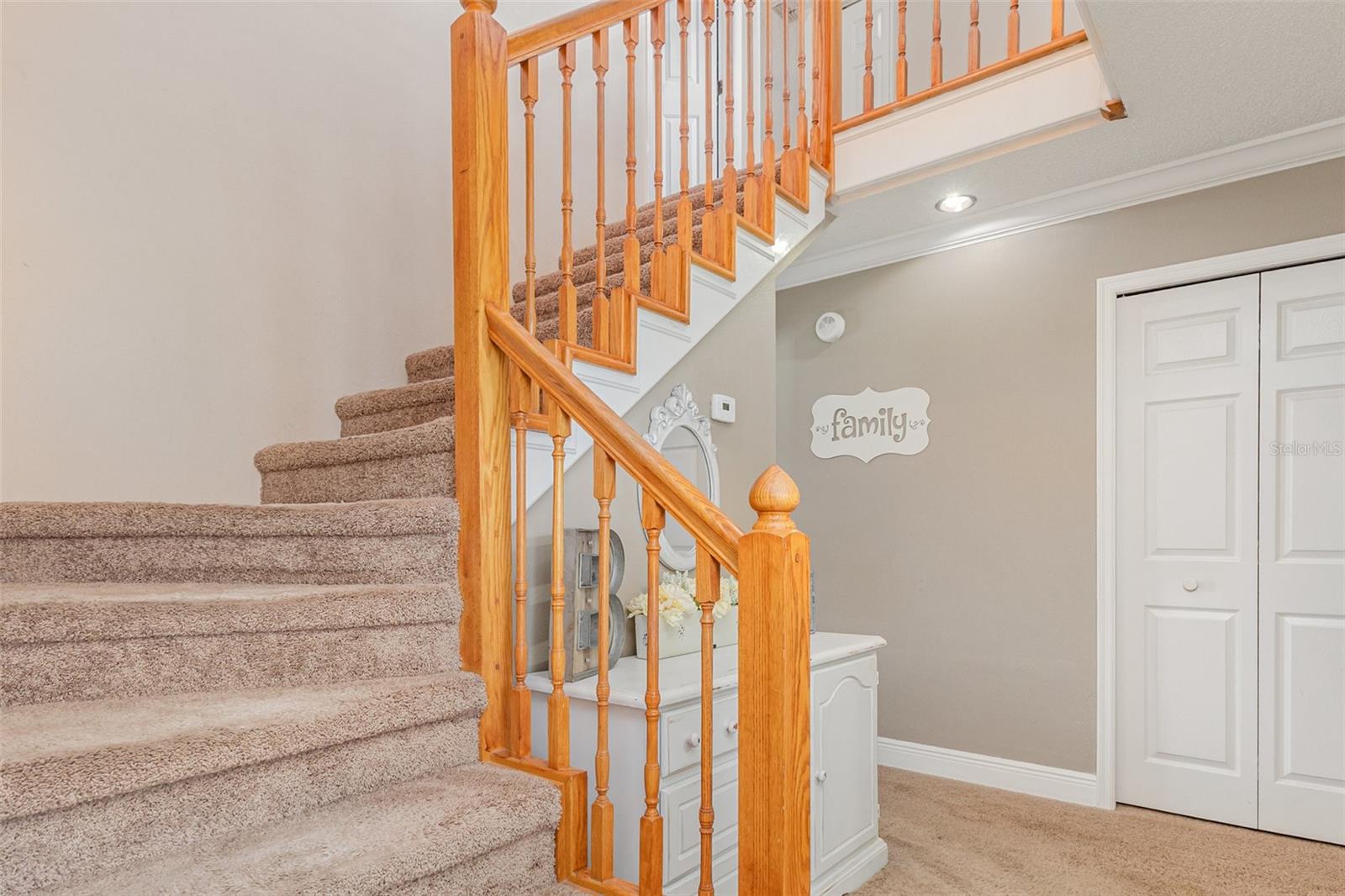 Image 5 of 30 For 2228 Palmview Circle E