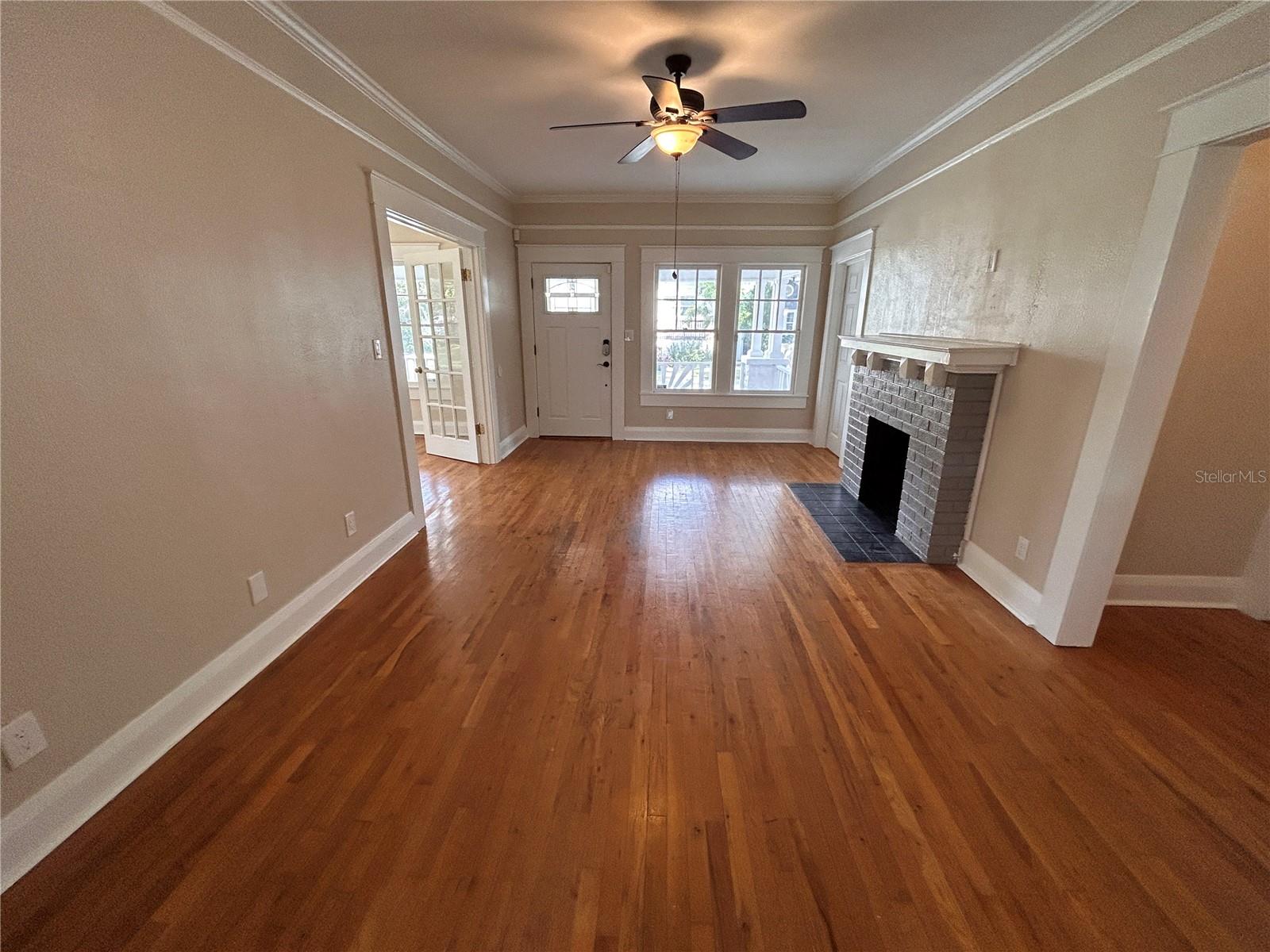 Image 8 of 57 For 801 Hollywood Street