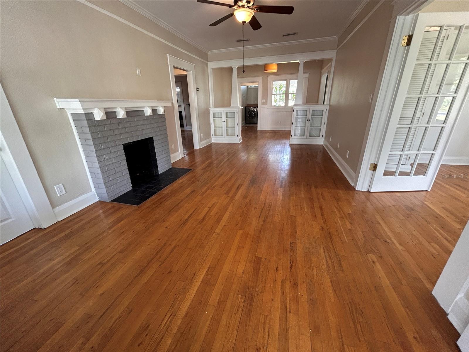 Image 9 of 57 For 801 Hollywood Street