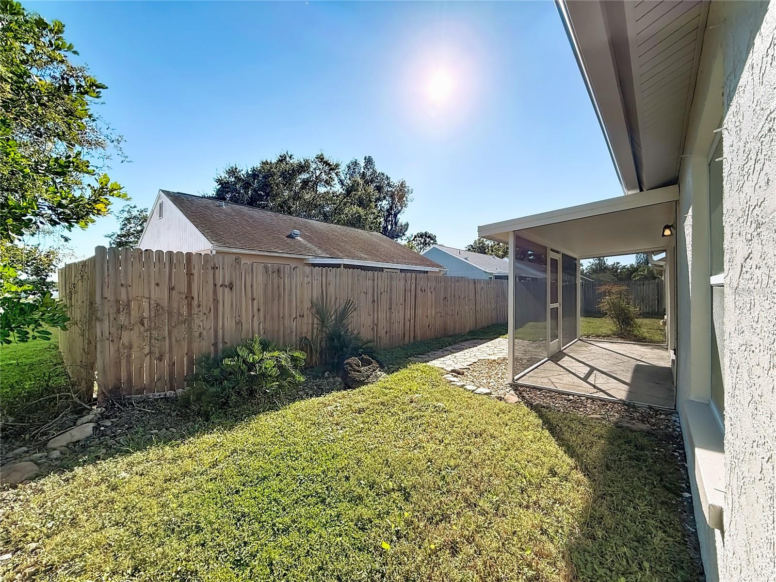 Image 43 of 52 For 1909 Castle Bay Court