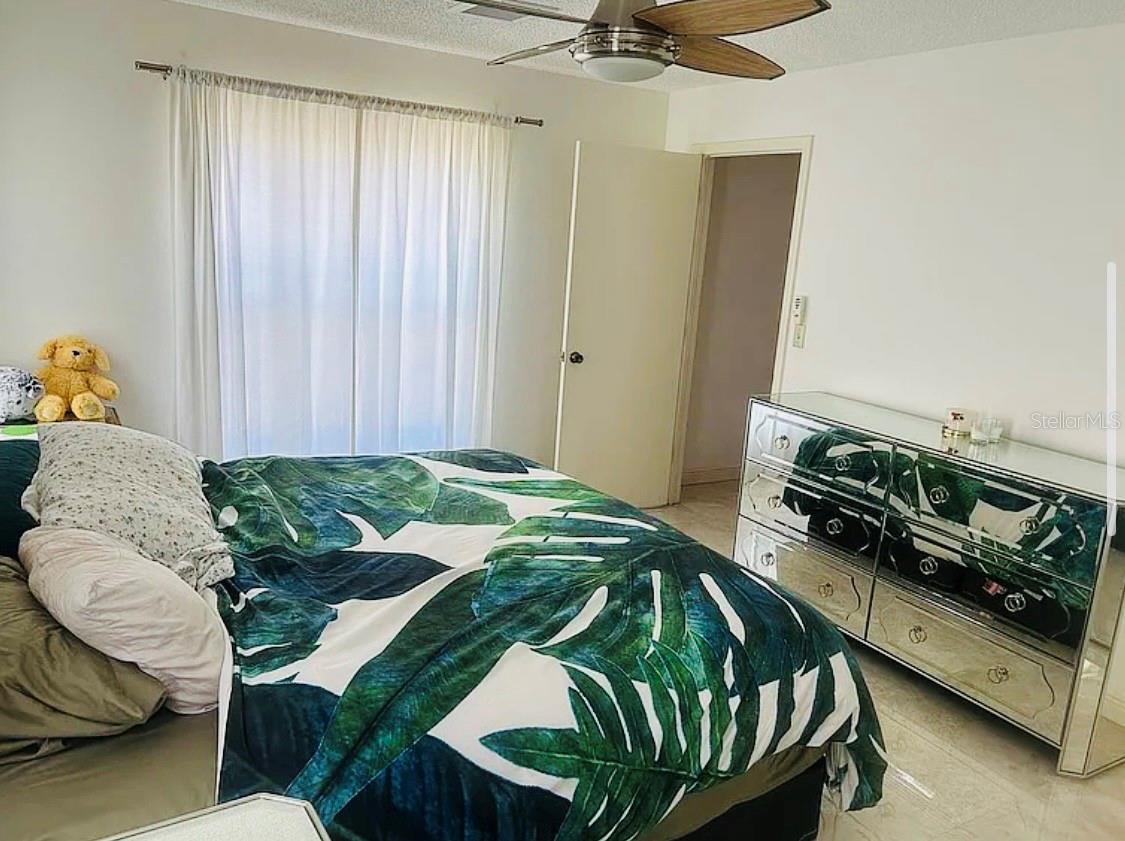 Image 6 of 52 For 1909 Castle Bay Court