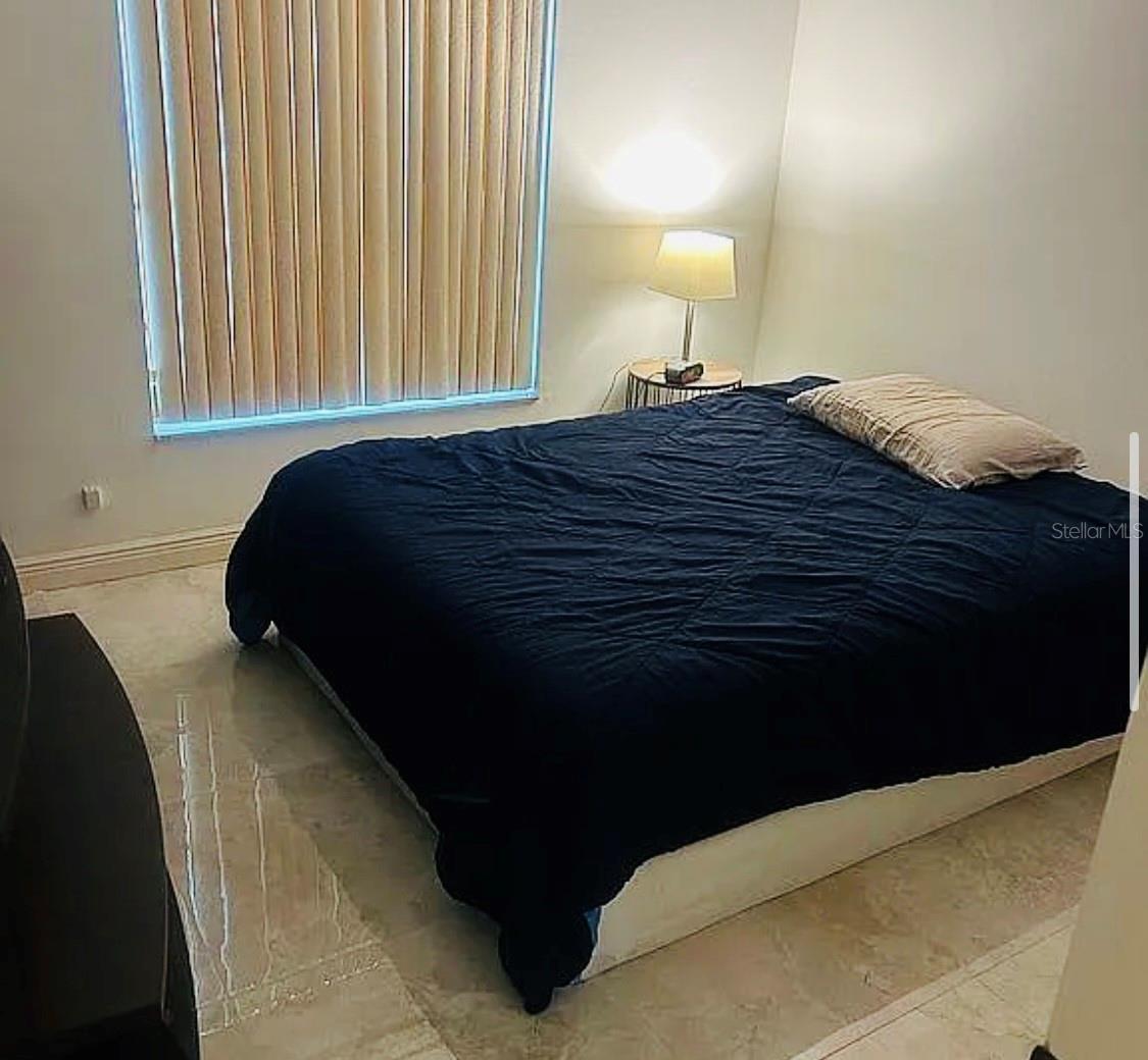 Image 8 of 52 For 1909 Castle Bay Court