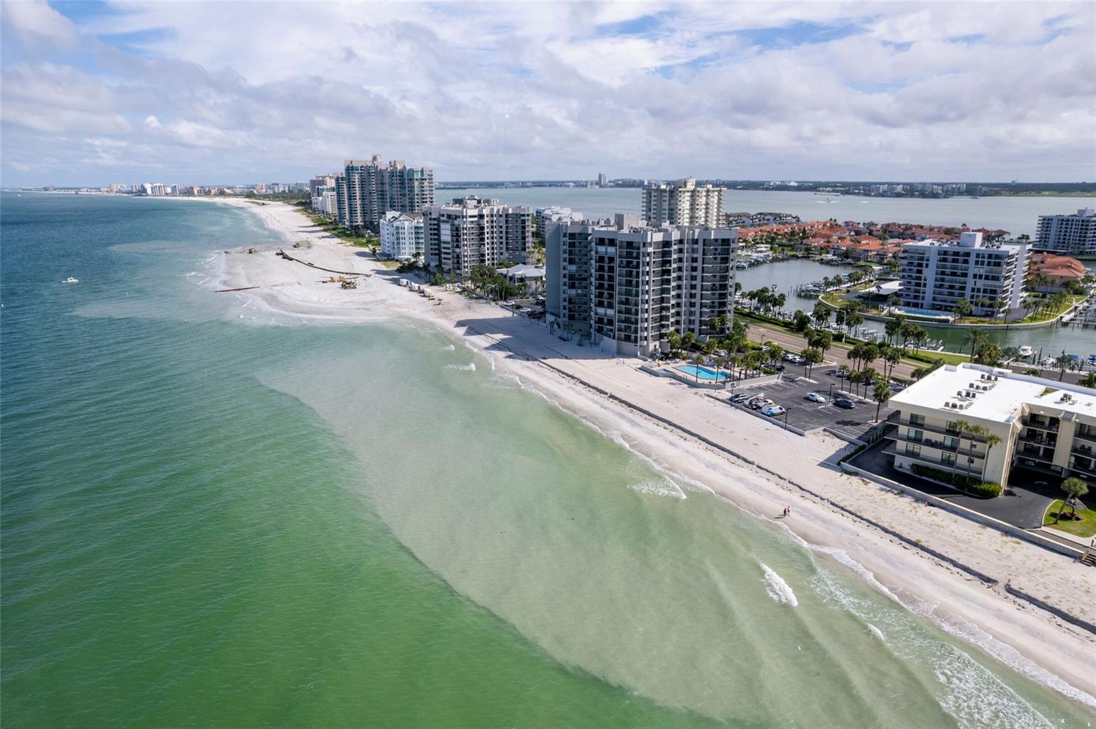 Image 22 of 50 For 1651 Sand Key Estates Court 77