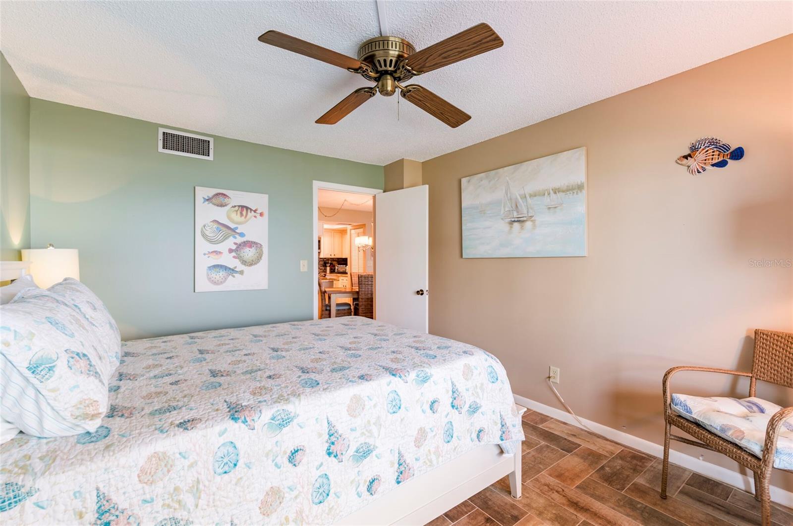 Image 6 of 50 For 1651 Sand Key Estates Court 77