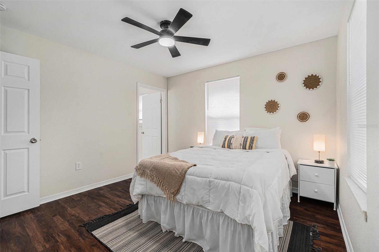 Image 11 of 21 For 3704 Carroway Street