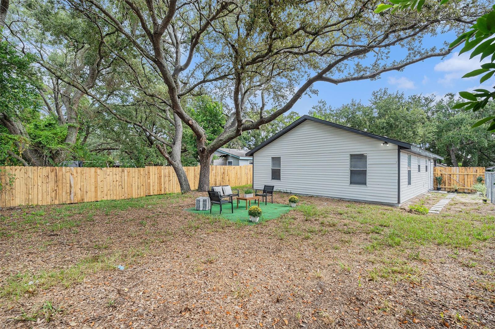 Image 19 of 21 For 3704 Carroway Street