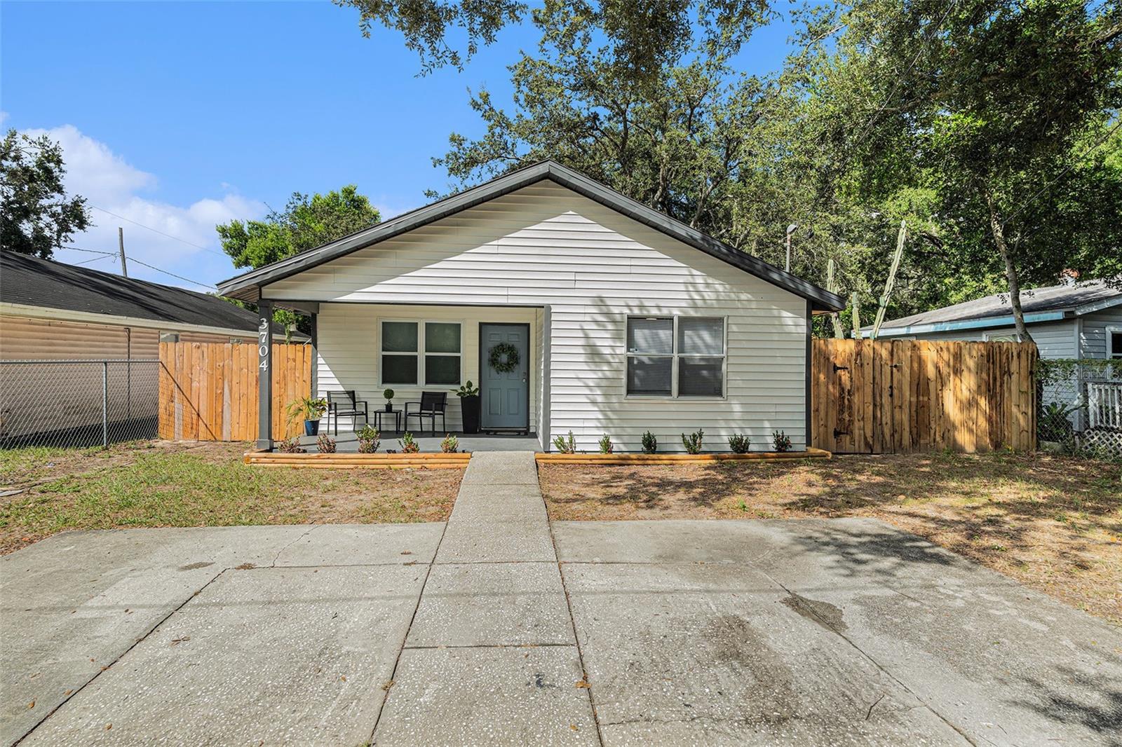 Image 21 of 21 For 3704 Carroway Street