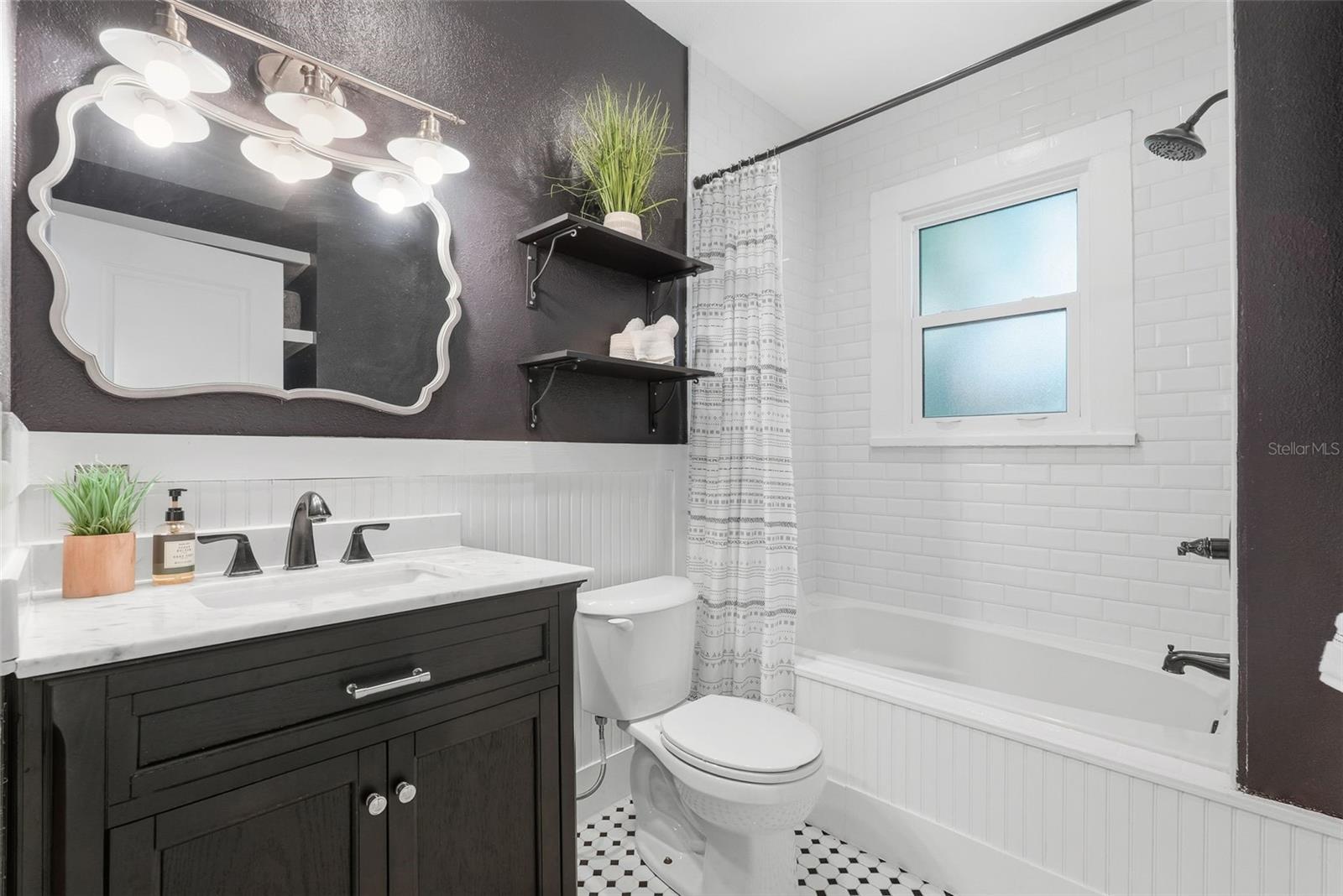Image 11 of 21 For 117 Ida Street