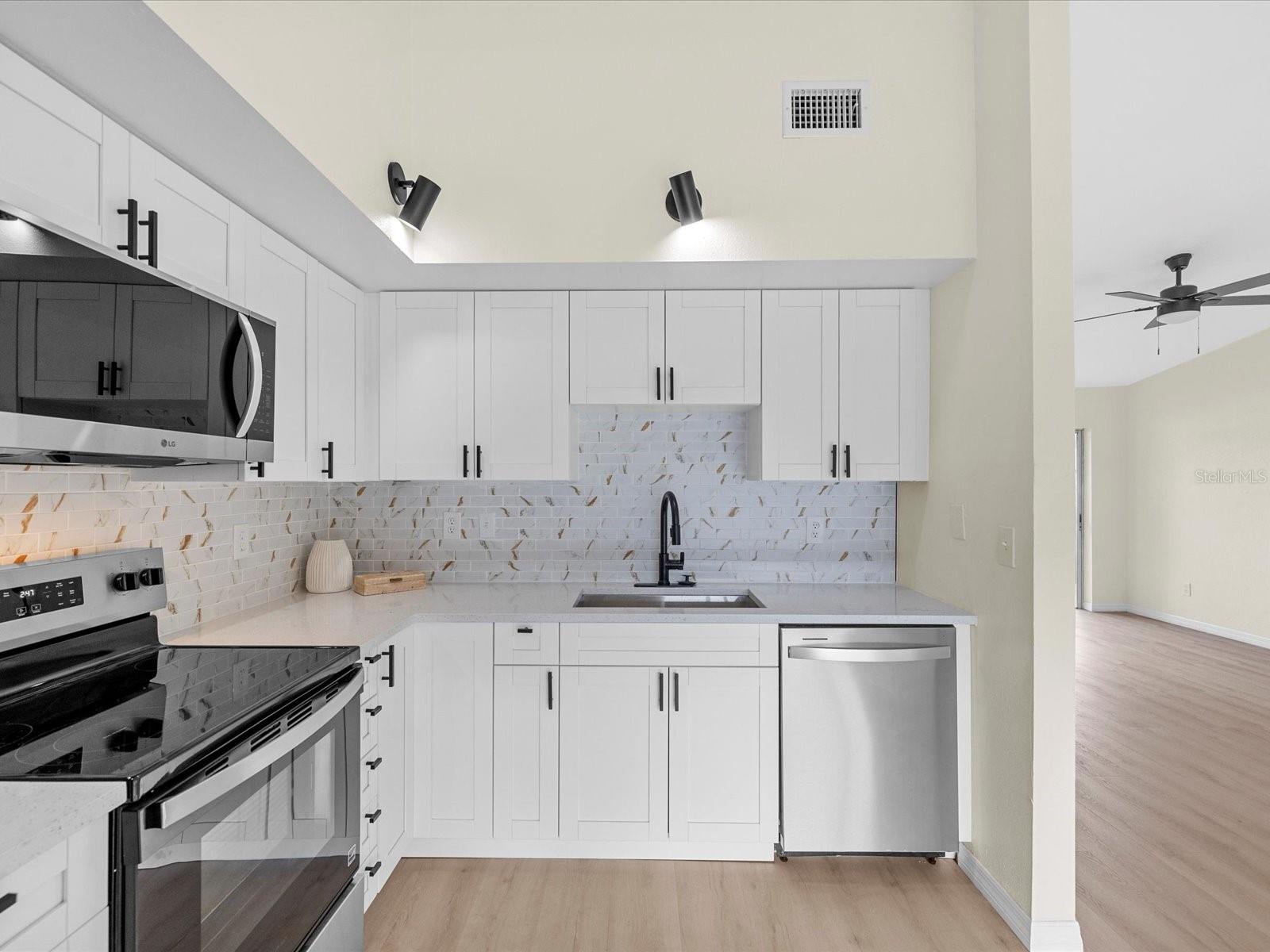 Image 10 of 39 For 10005 88th Street