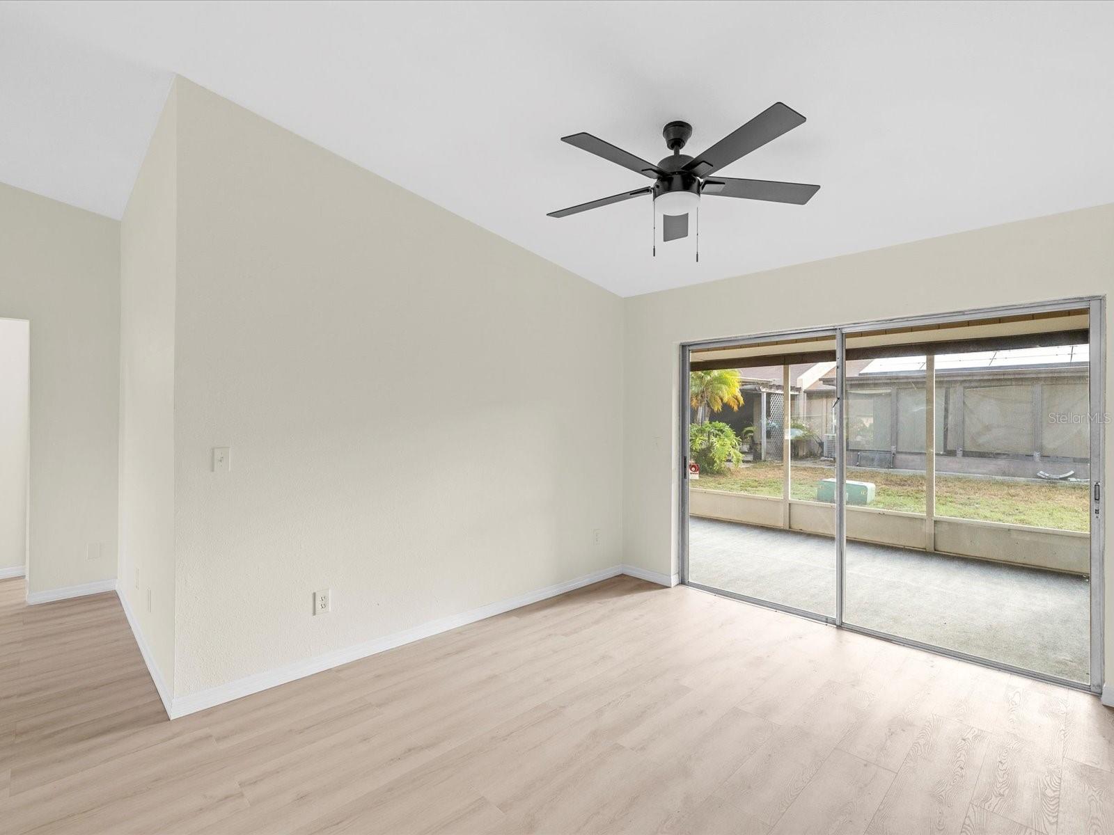 Image 12 of 39 For 10005 88th Street