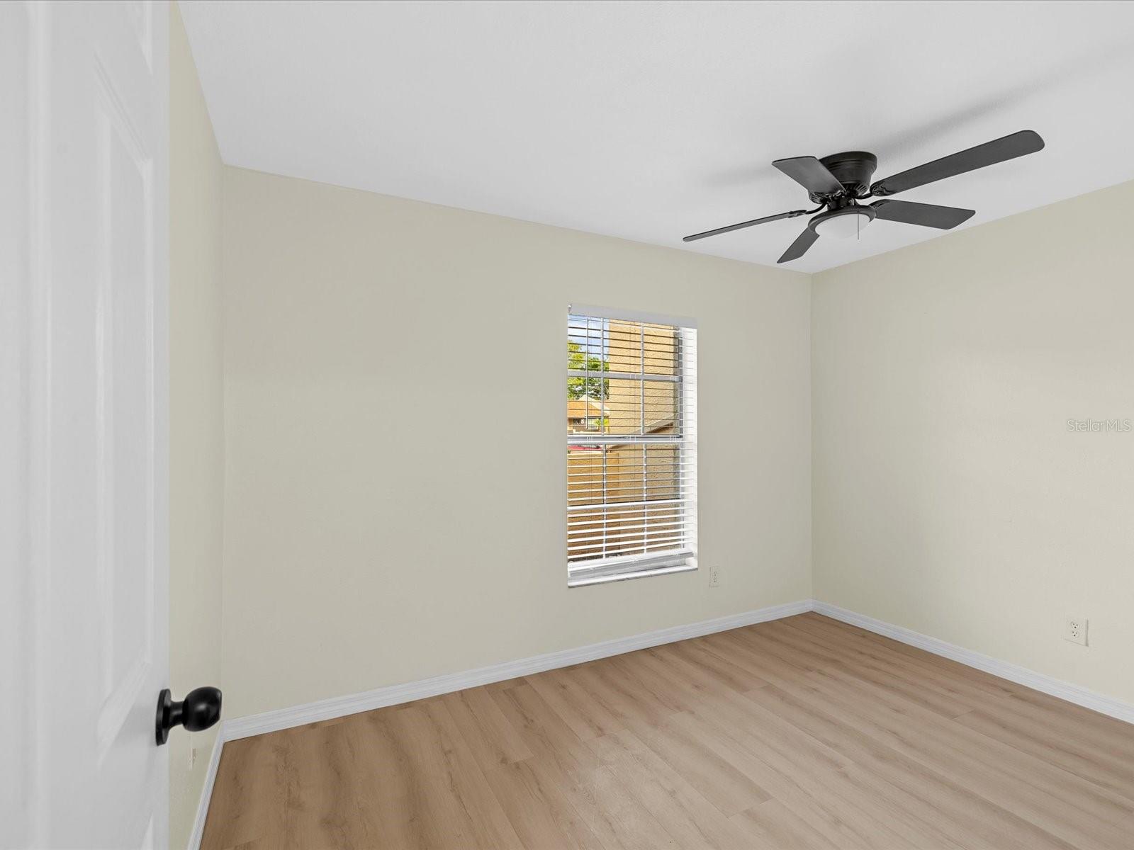 Image 16 of 39 For 10005 88th Street