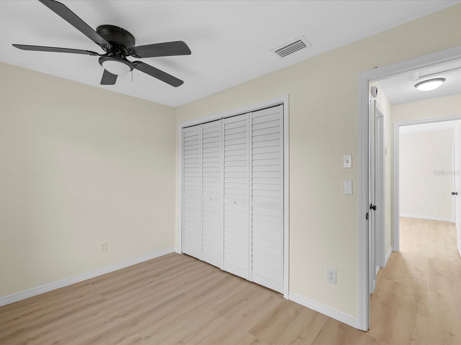 Image 17 of 39 For 10005 88th Street