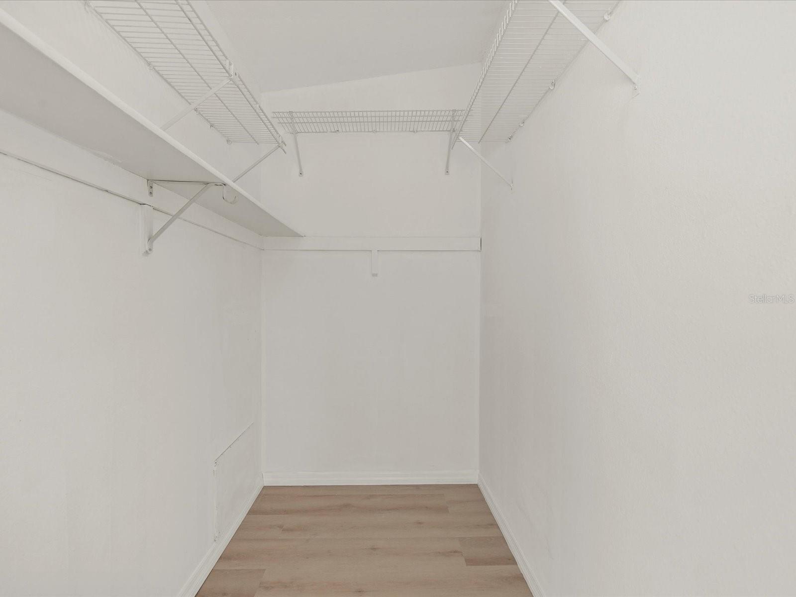 Image 22 of 39 For 10005 88th Street