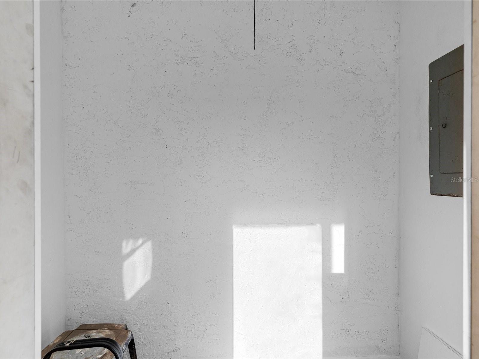 Image 29 of 39 For 10005 88th Street