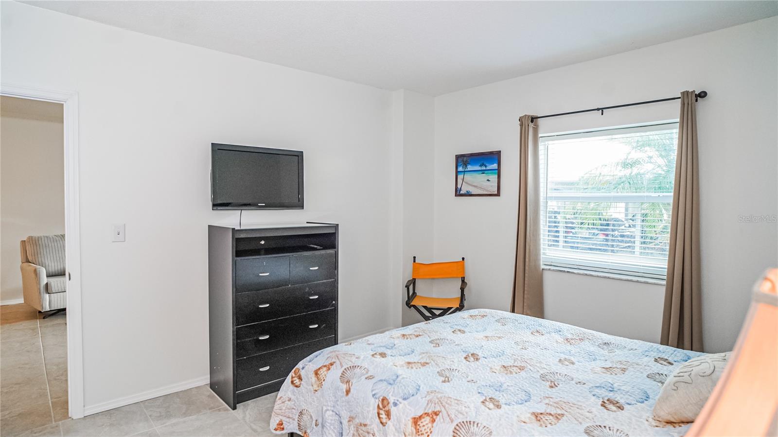 Image 12 of 25 For 420 64th Avenue 101