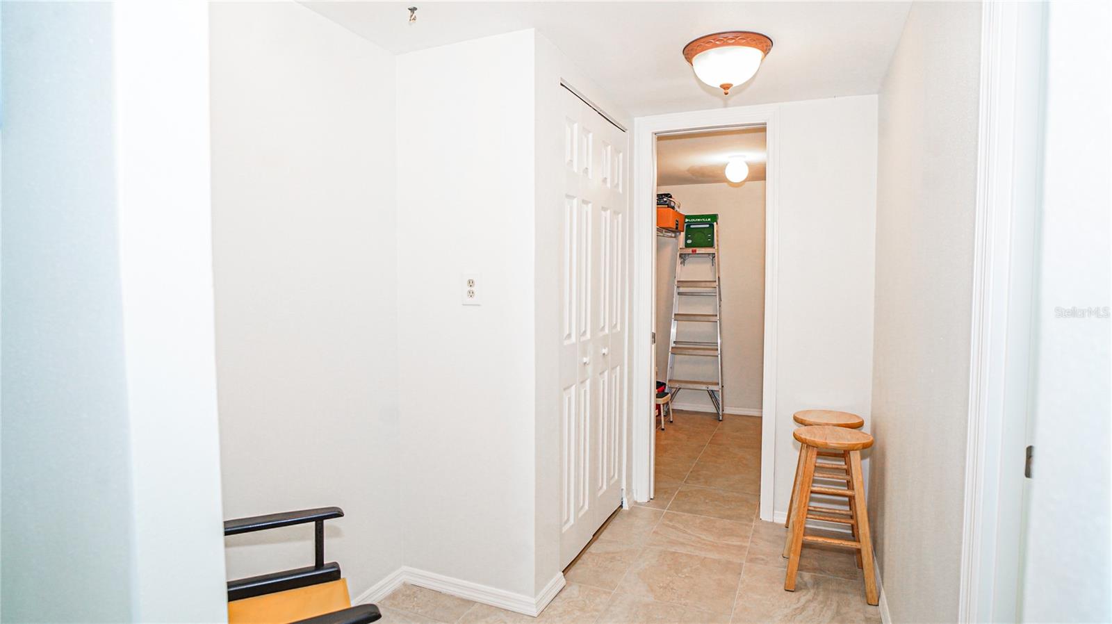 Image 13 of 25 For 420 64th Avenue 101