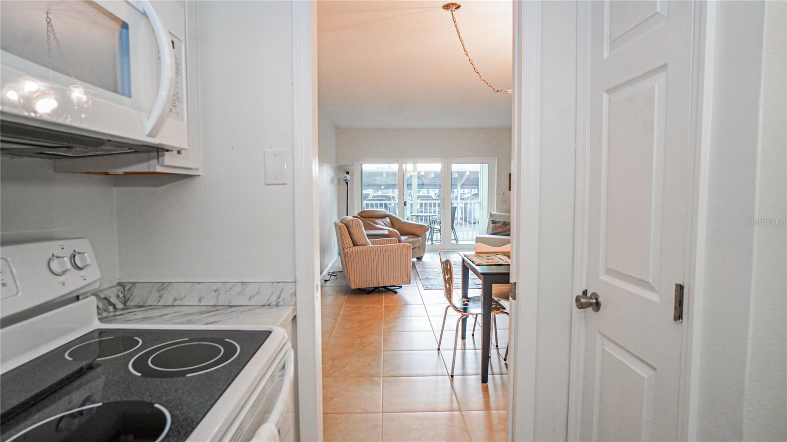 Image 7 of 25 For 420 64th Avenue 101
