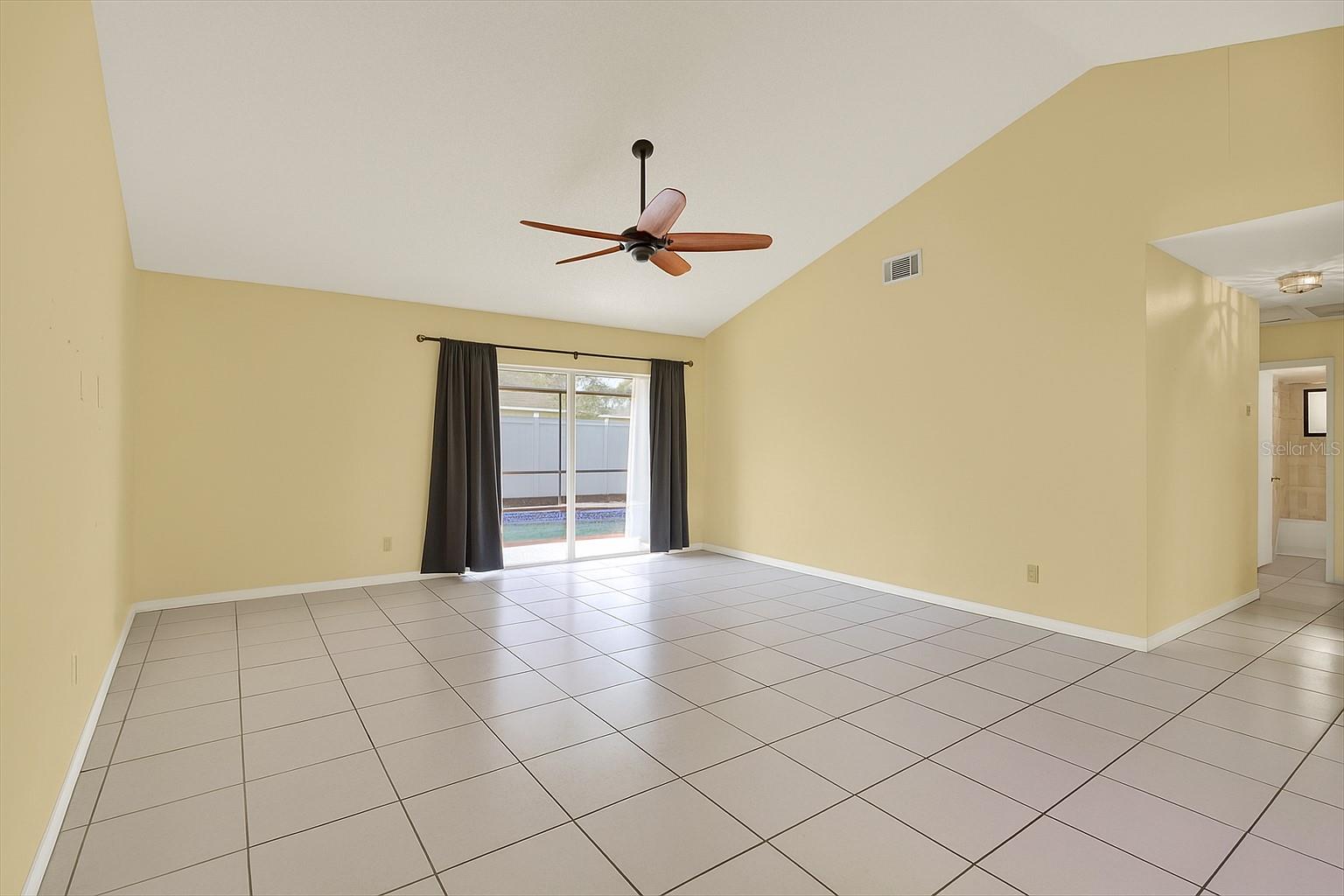 Image 4 of 25 For 4708 Ashton Court