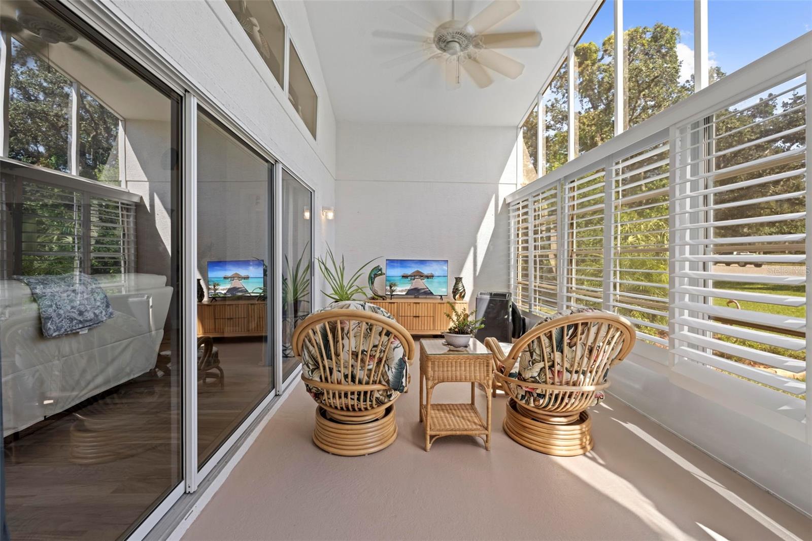 Listing photo id 51 for 412 Mistwood Court