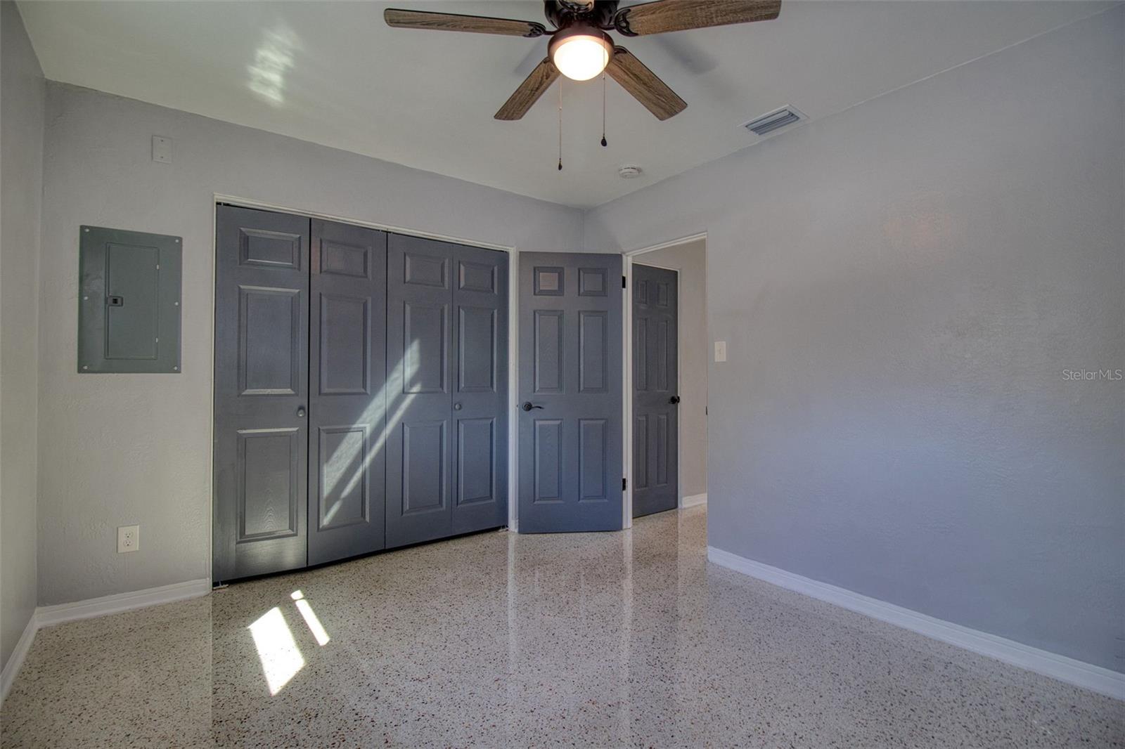 Image 16 of 19 For 634 15 Avenue S