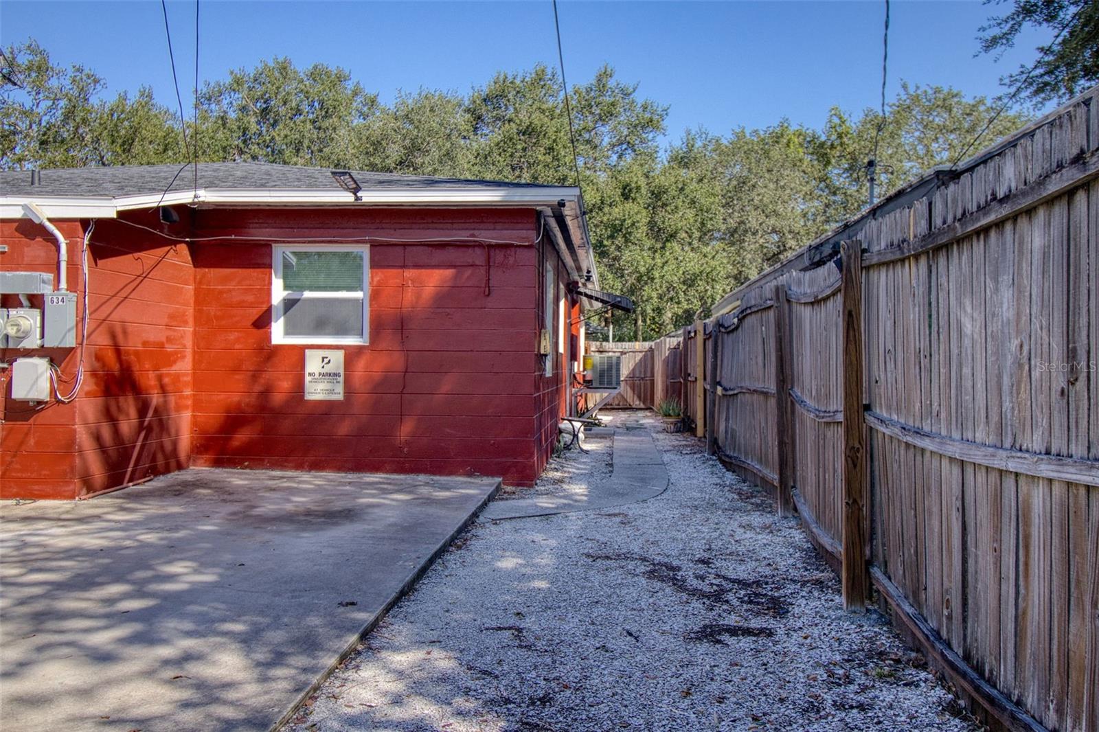 Image 18 of 19 For 634 15 Avenue S