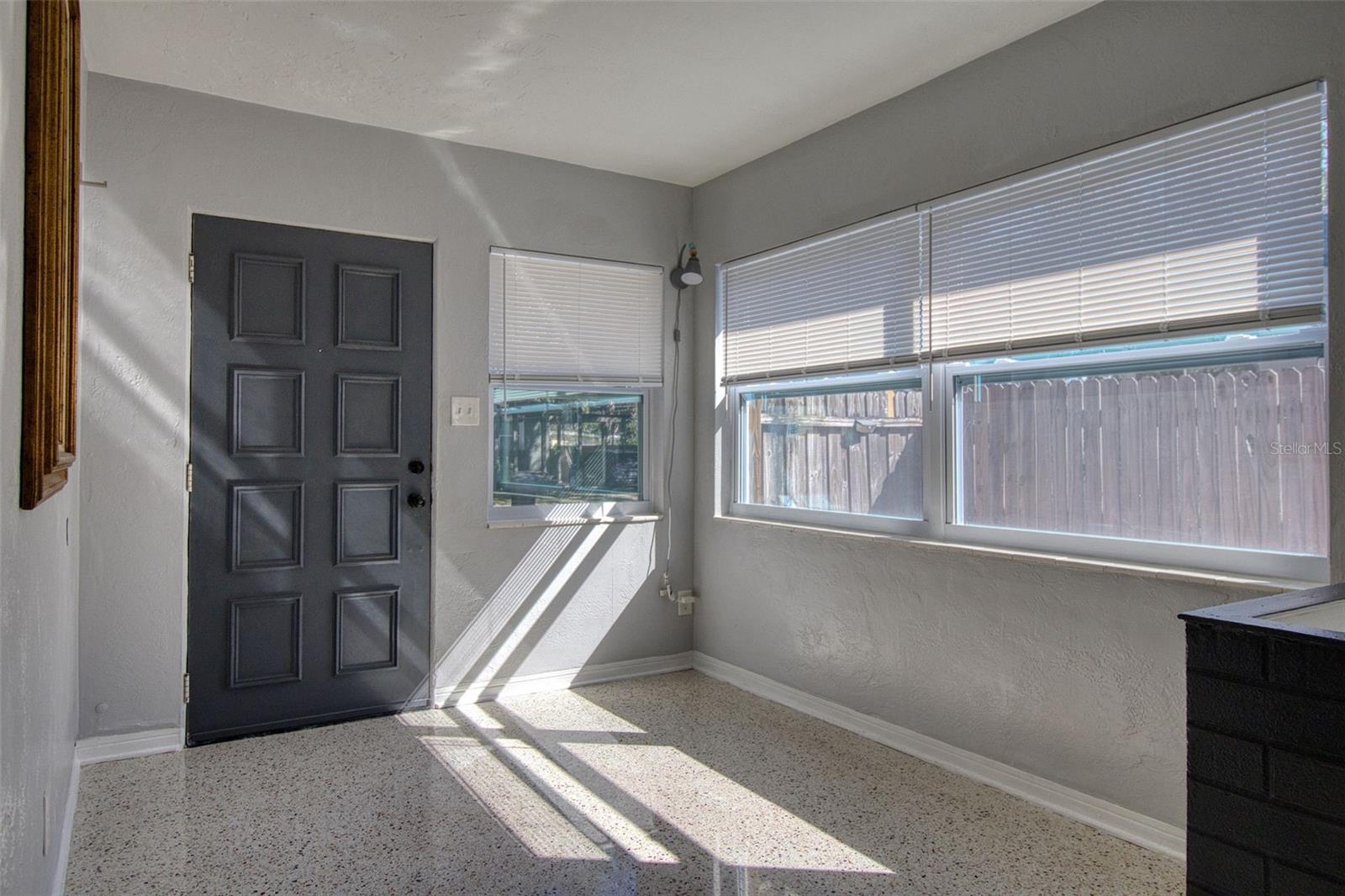 Image 4 of 19 For 634 15 Avenue S